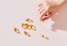 How does a purified TG omega-3 supplement support retinal function?
